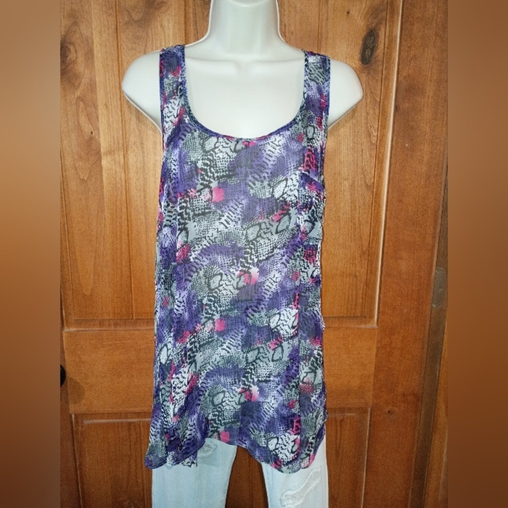 Miley Cyrus & Max Azria Purple‎ and Pink Patterned Tank Top